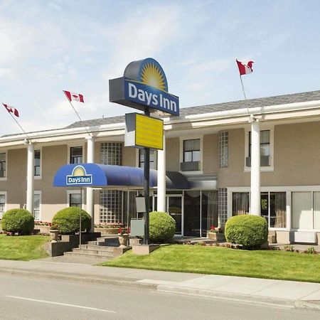 Days Inn By Wyndham Vancouver Metro Extérieur photo